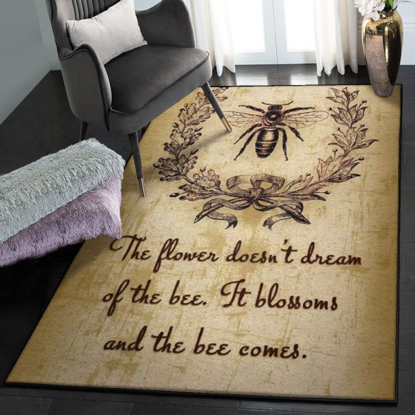 Queen Bee Playroom Rug Bee Rug Rectangle Rugs Washable Area Rug Non-Slip Carpet For Living Room Bedroom